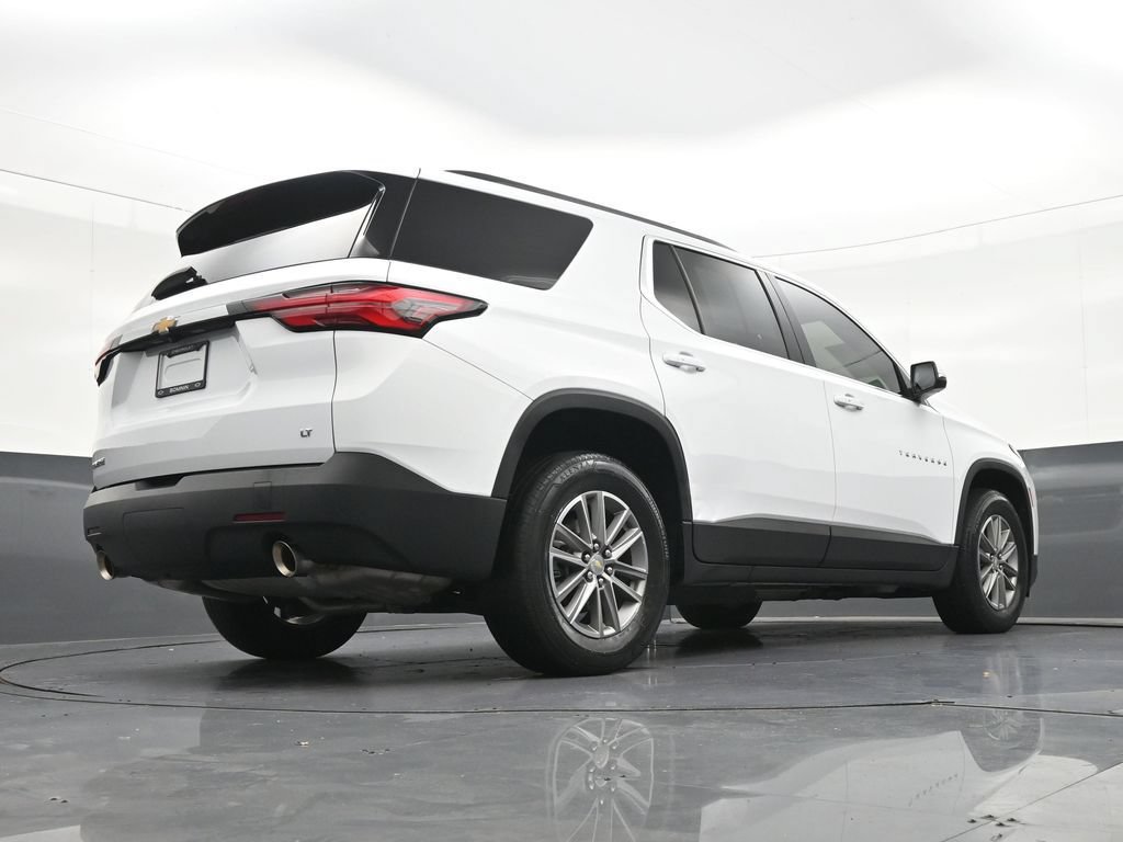 Used 2023 Chevrolet Traverse LT FWD image 26
