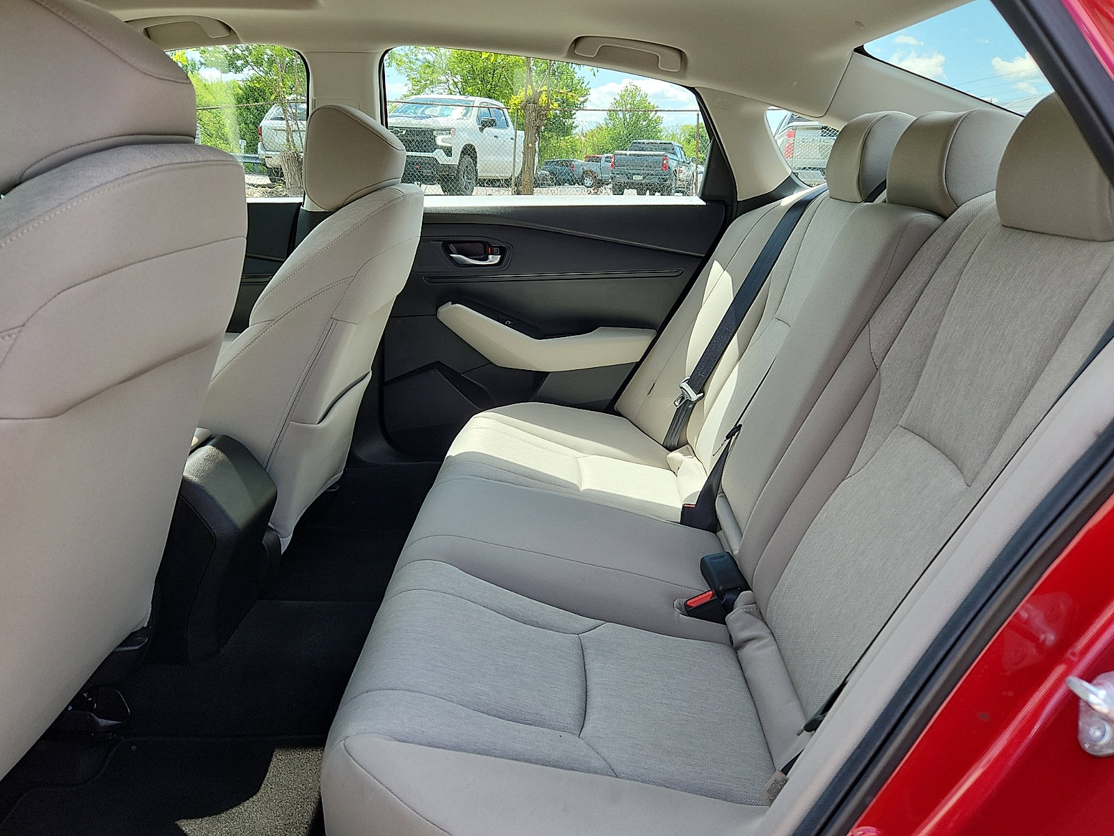 Used 2023 Honda Accord EX image 10