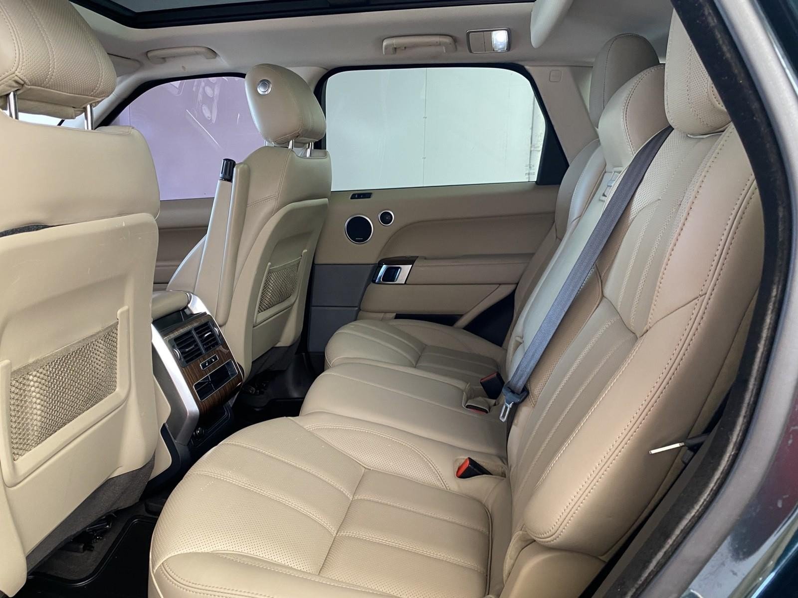 Used 2015 Land Rover Range Rover Sport HSE AWD/4WD image 20