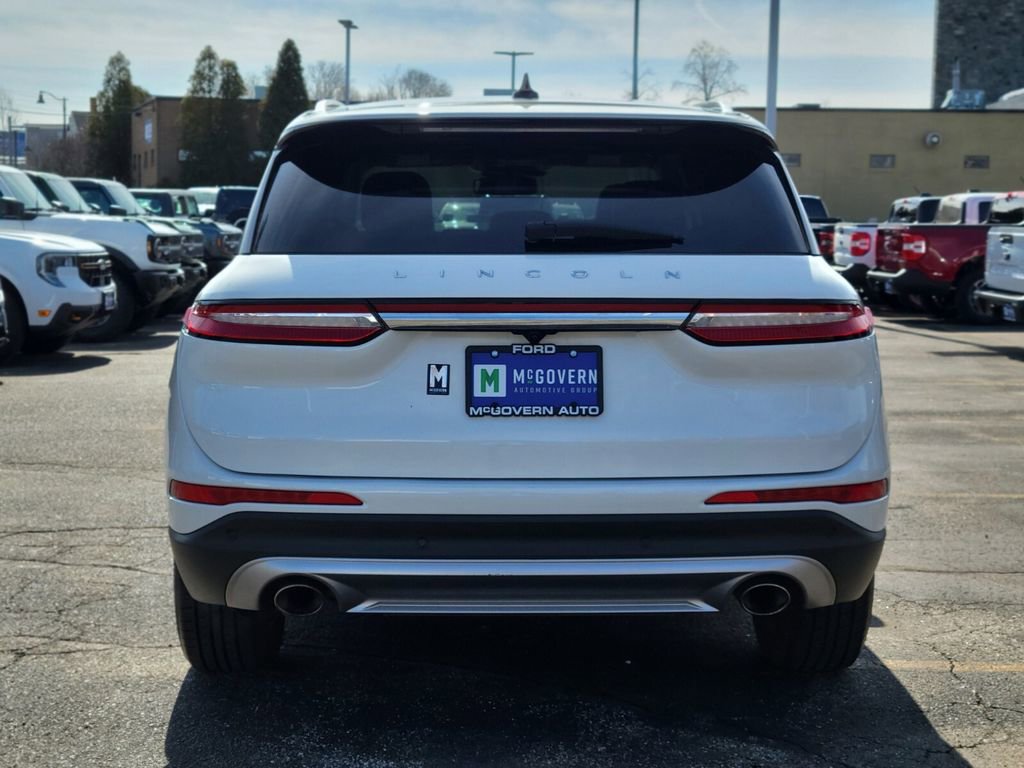 Used 2022 Lincoln Corsair AWD w/ Equipment Group 101A image 4