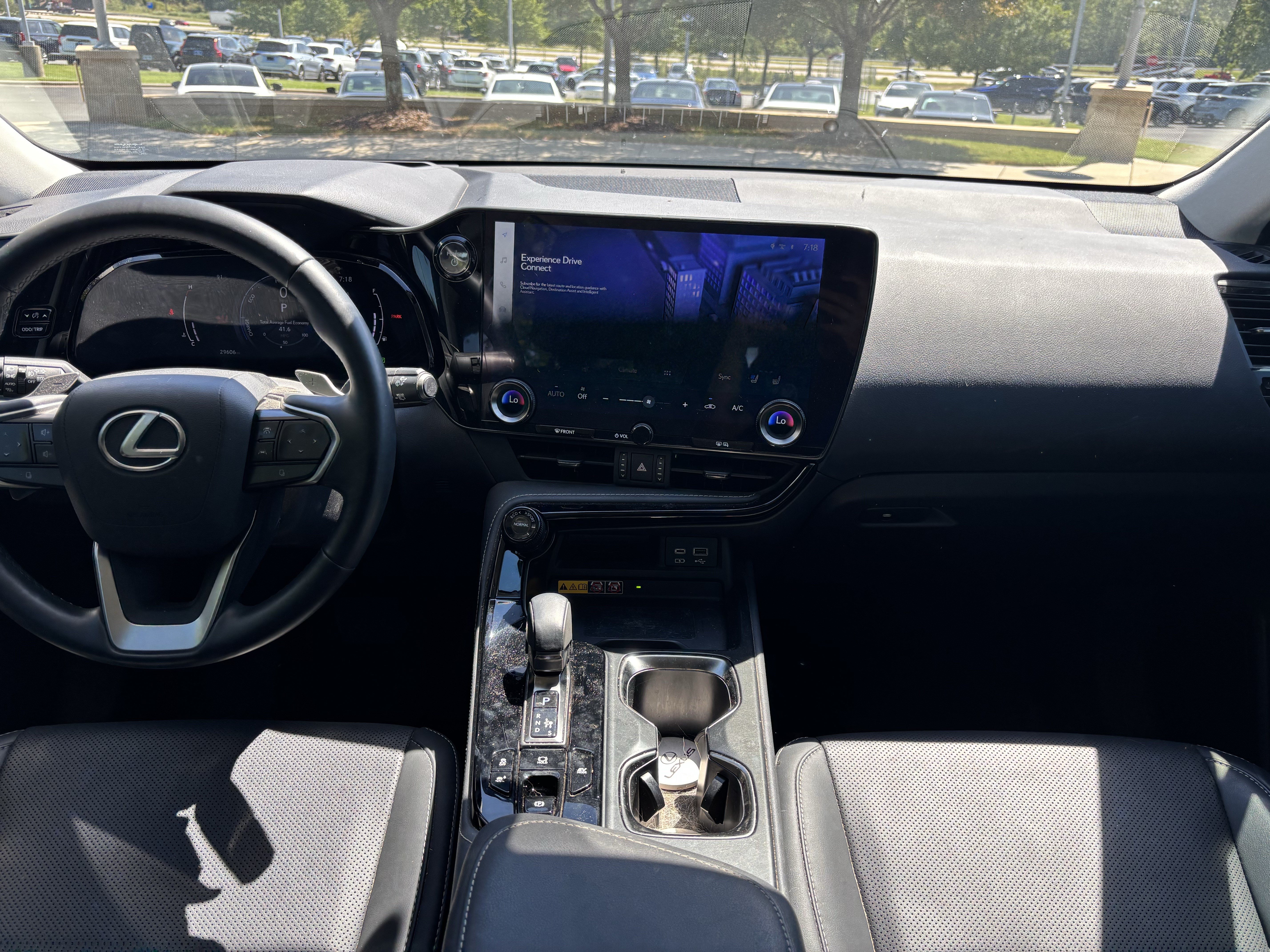 Used 2024 Lexus NX 350h AWD image 33