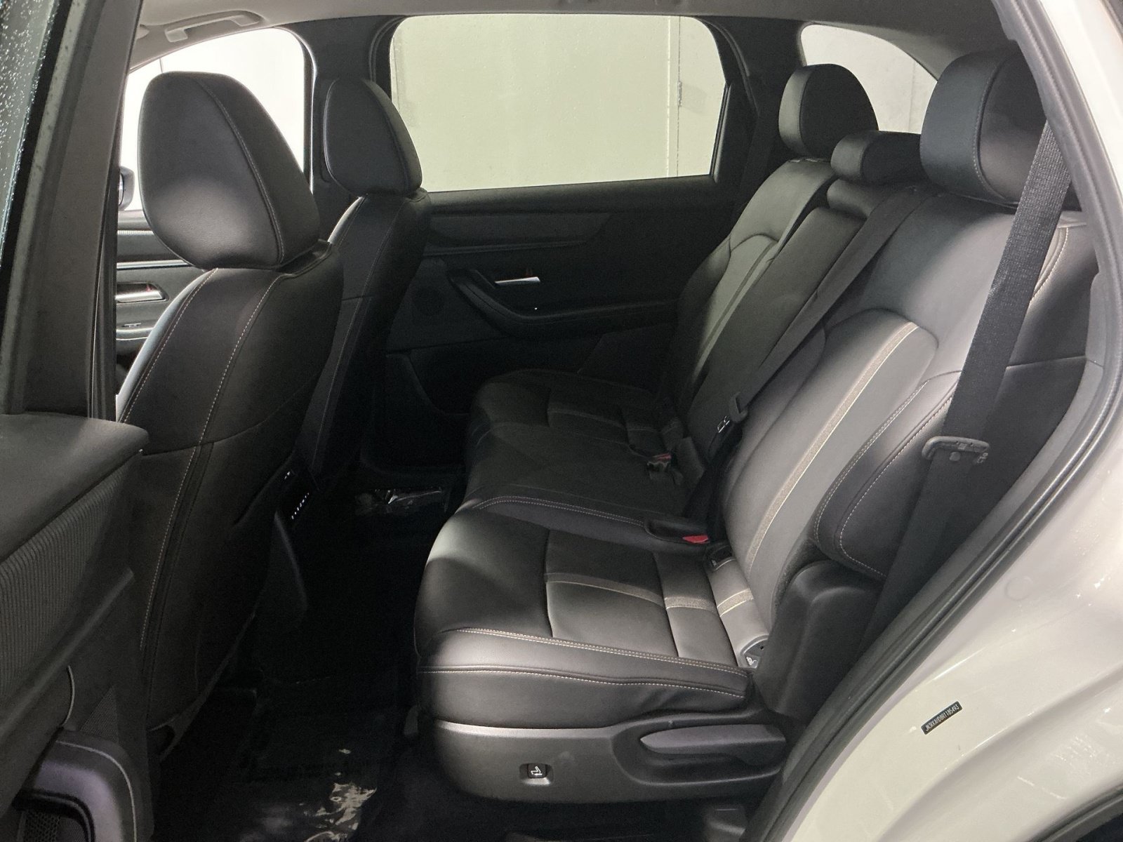 Used 2024 MAZDA CX-90 3.3 Turbo w/ Select Package AWD/4WD image 25