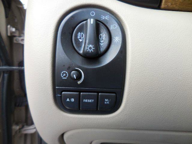 Used 2002 Jaguar X-TYPE 3.0 image 12