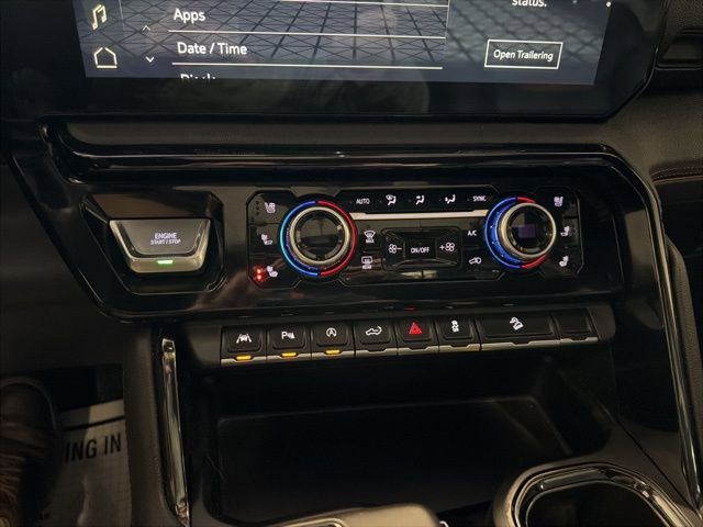 Used 2024 GMC Sierra 1500 AT4 w/ Technology Package image 29