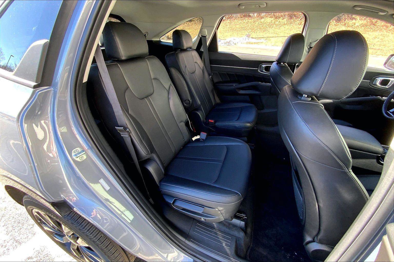 Used 2023 Kia Sorento SX image 22