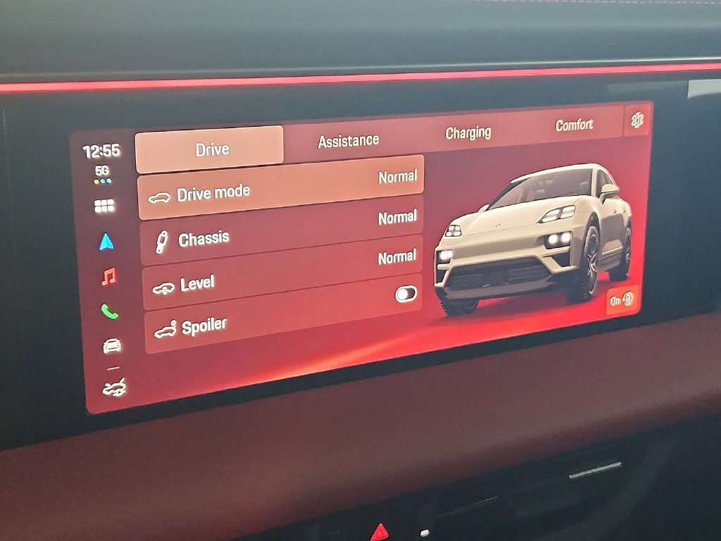 Certified 2026 Porsche Macan 4 Electric AWD/4WD image 26