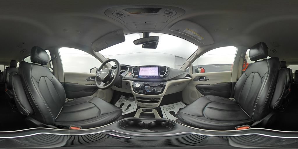 Used 2024 Chrysler Pacifica Limited FWD image 12