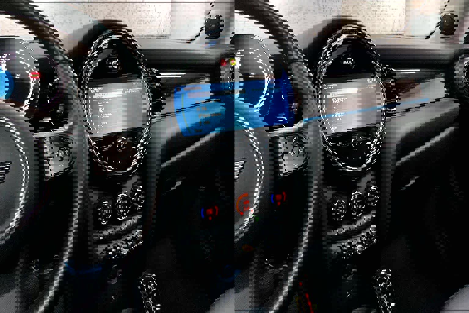 Used 2024 MINI Cooper SE image 9