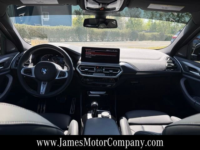 Used 2023 BMW X4 xDrive30i w/ M Sport Package image 13