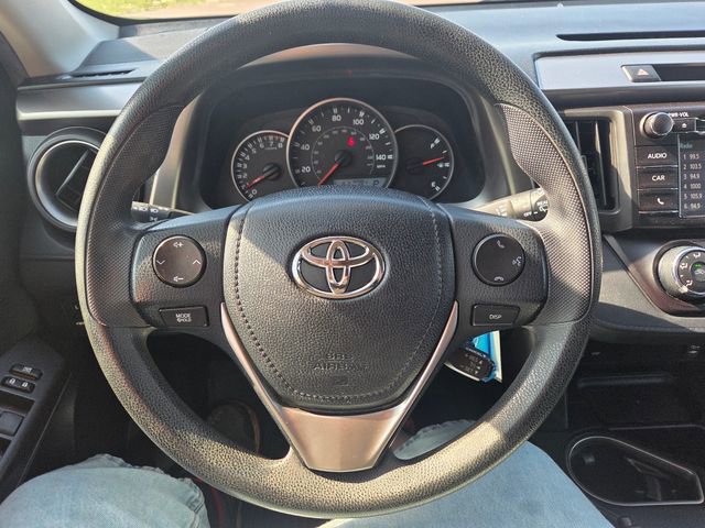 Used 2016 Toyota RAV4 LE AWD/4WD image 34