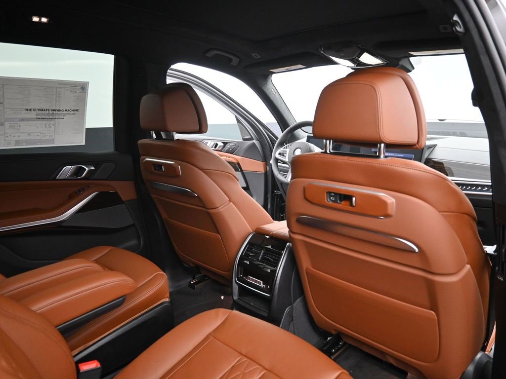 New 2026 BMW X7 xDrive40i w/ M Sport Package image 24