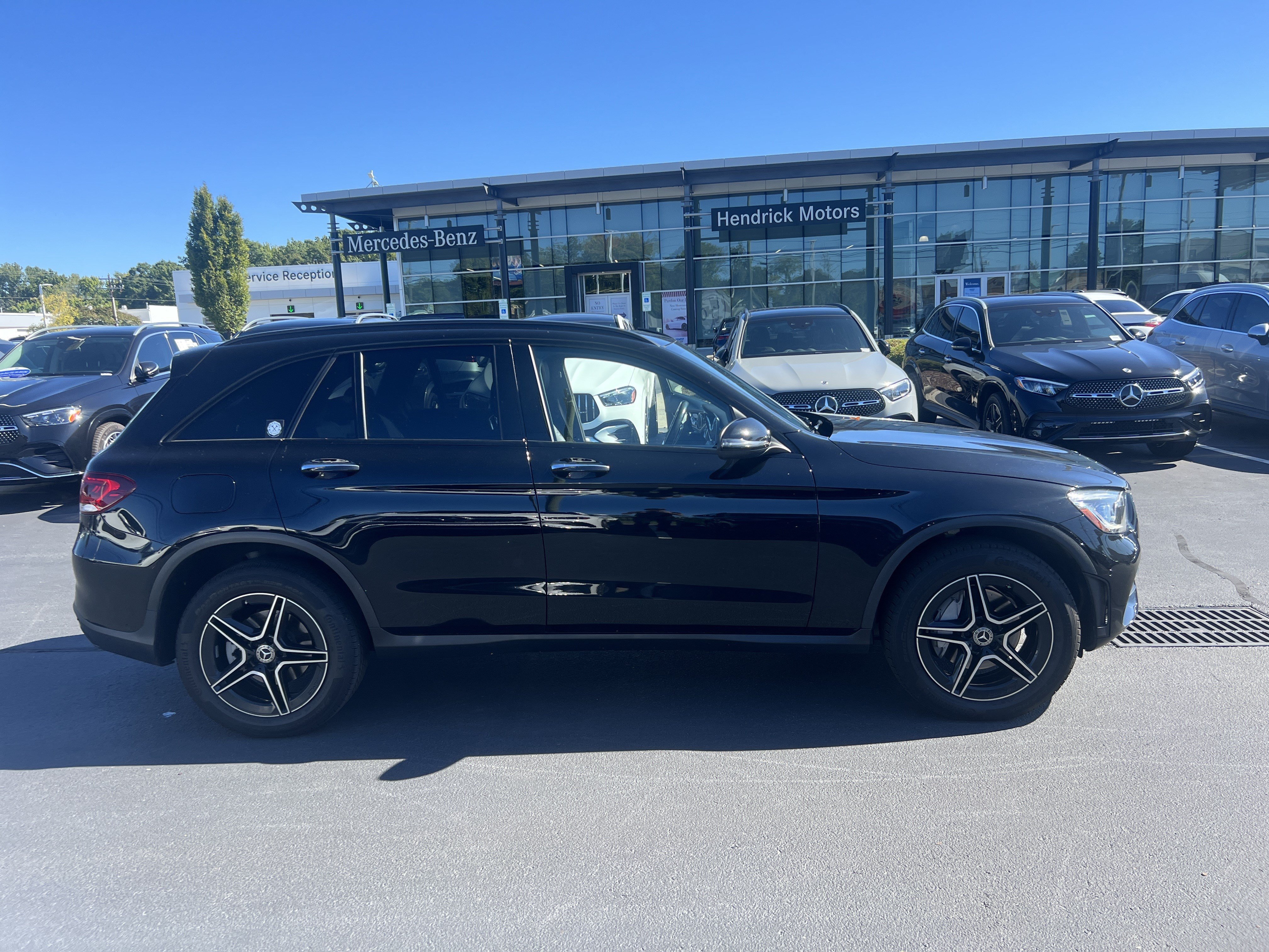 Used 2021 Mercedes-Benz GLC 300 4MATIC image 32