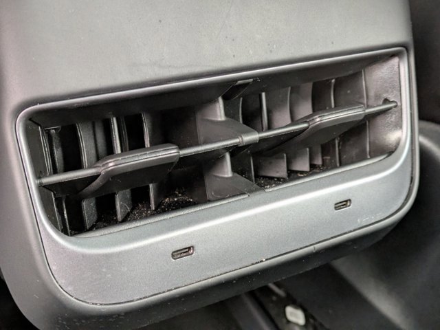 Used 2021 Tesla Model 3 Standard Range Plus image 18