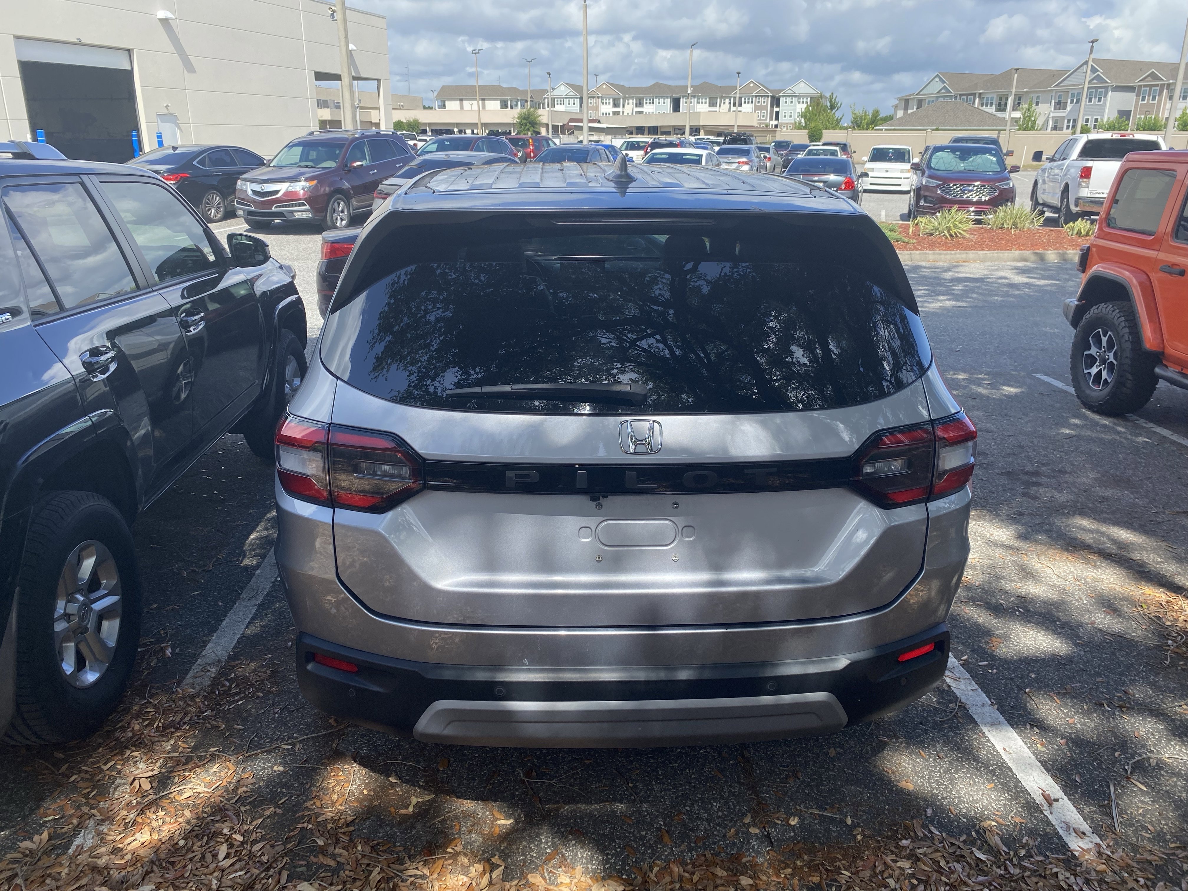 Used 2023 Honda Pilot EX-L image 9