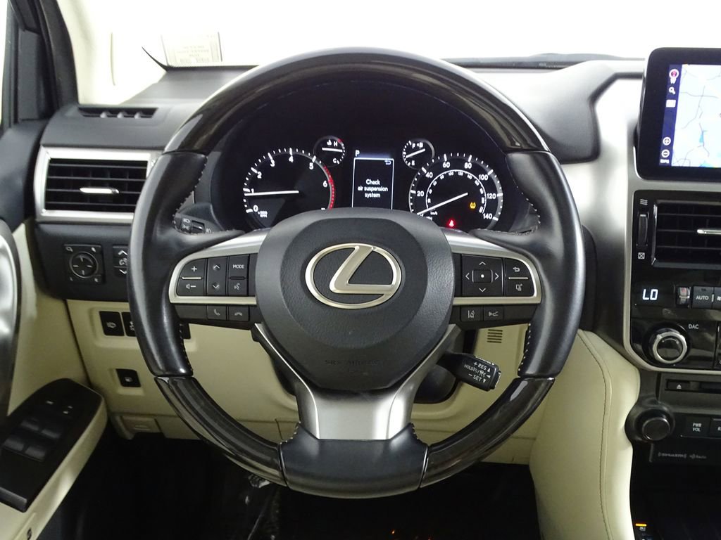 Used 2023 Lexus GX 460 Luxury w/ Sport Design Package image 19