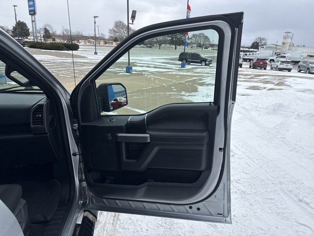 Used 2020 Ford F150 XLT w/ Equipment Group 302A Luxury image 16