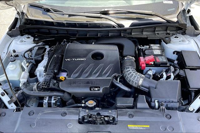 Certified 2023 Nissan Altima 2.0 SR FWD image 9