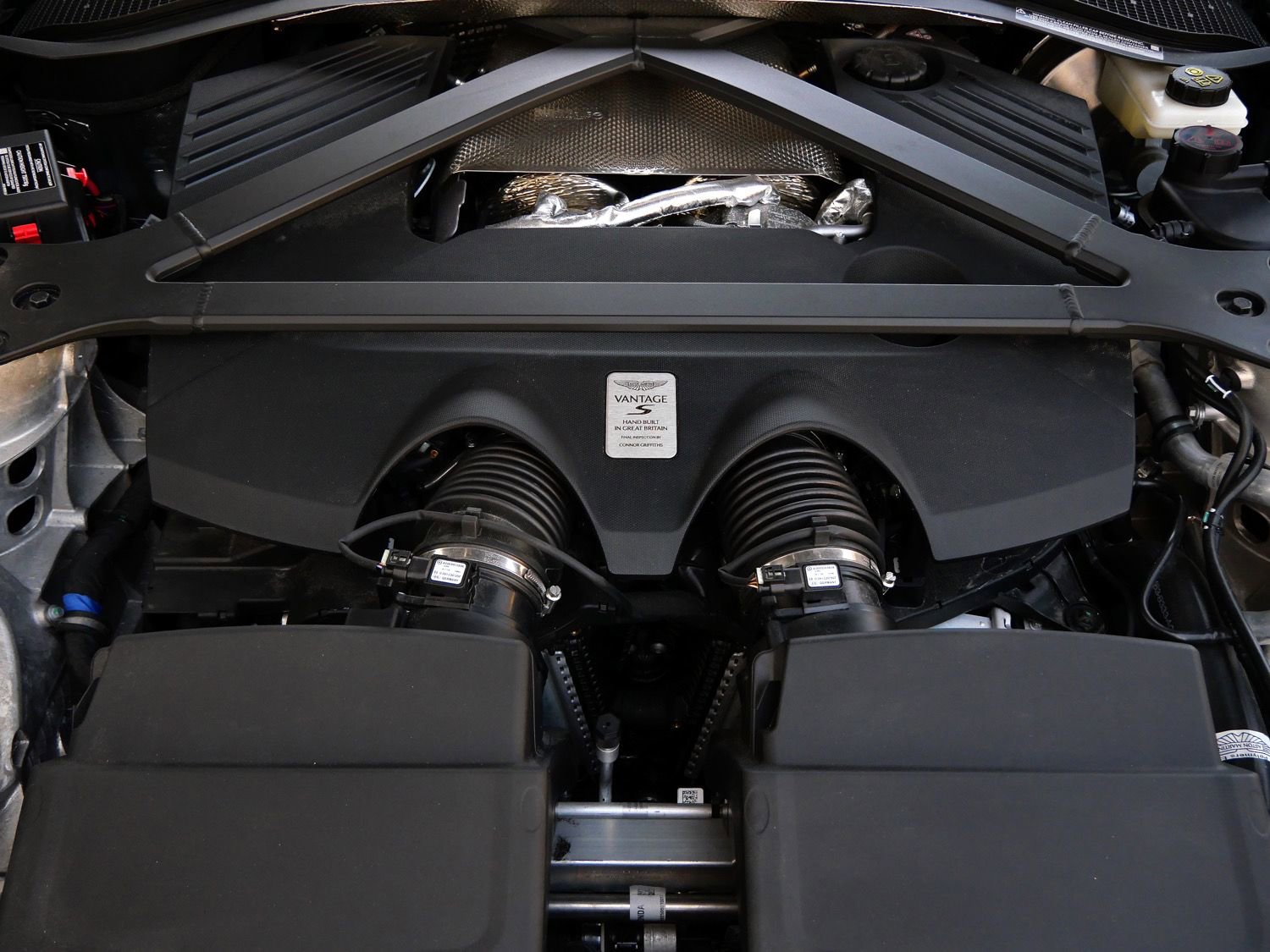 New 2026 Aston Martin V8 Vantage S image 24