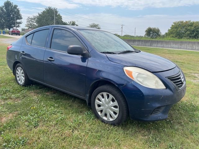 Used 2013 Nissan Versa S image 1