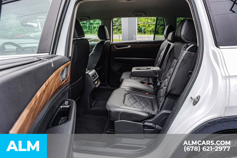 Used 2024 Volkswagen Atlas SE AWD/4WD image 20