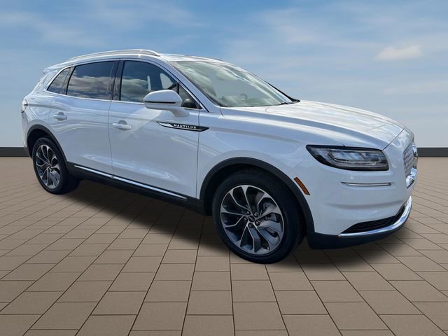 Used 2023 Lincoln Nautilus Reserve w/ Luxury Package AWD/4WD image 9