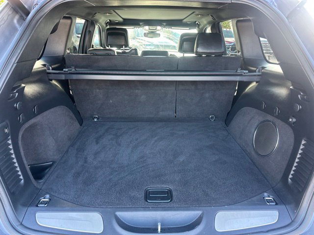 Used 2019 Jeep Grand Cherokee Limited w/ Luxury Group II AWD/4WD image 14