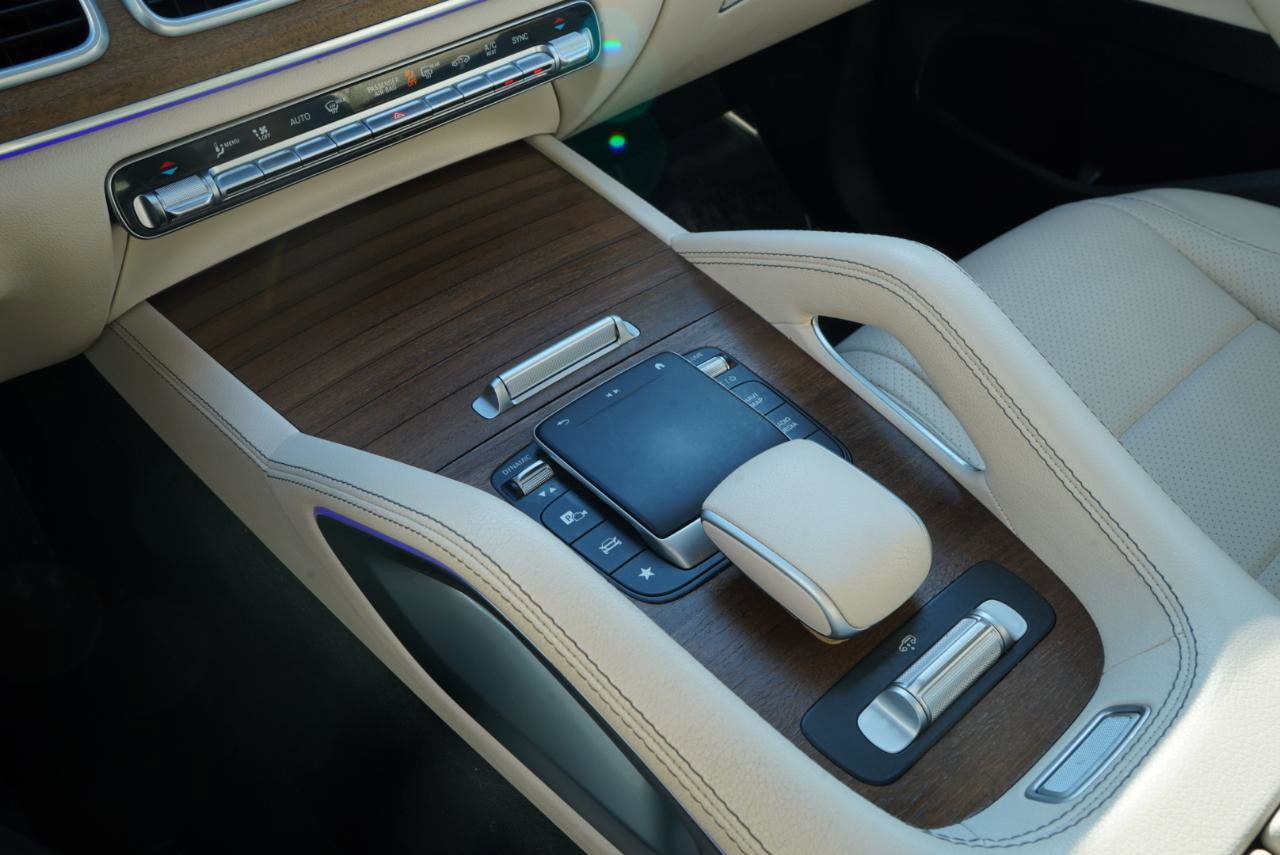 Used 2022 Mercedes-Benz GLS 450 4MATIC image 39