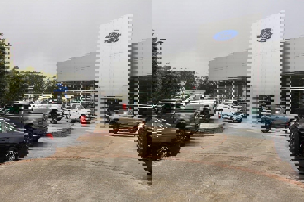 Certified 2022 Ford Escape Titanium image 31