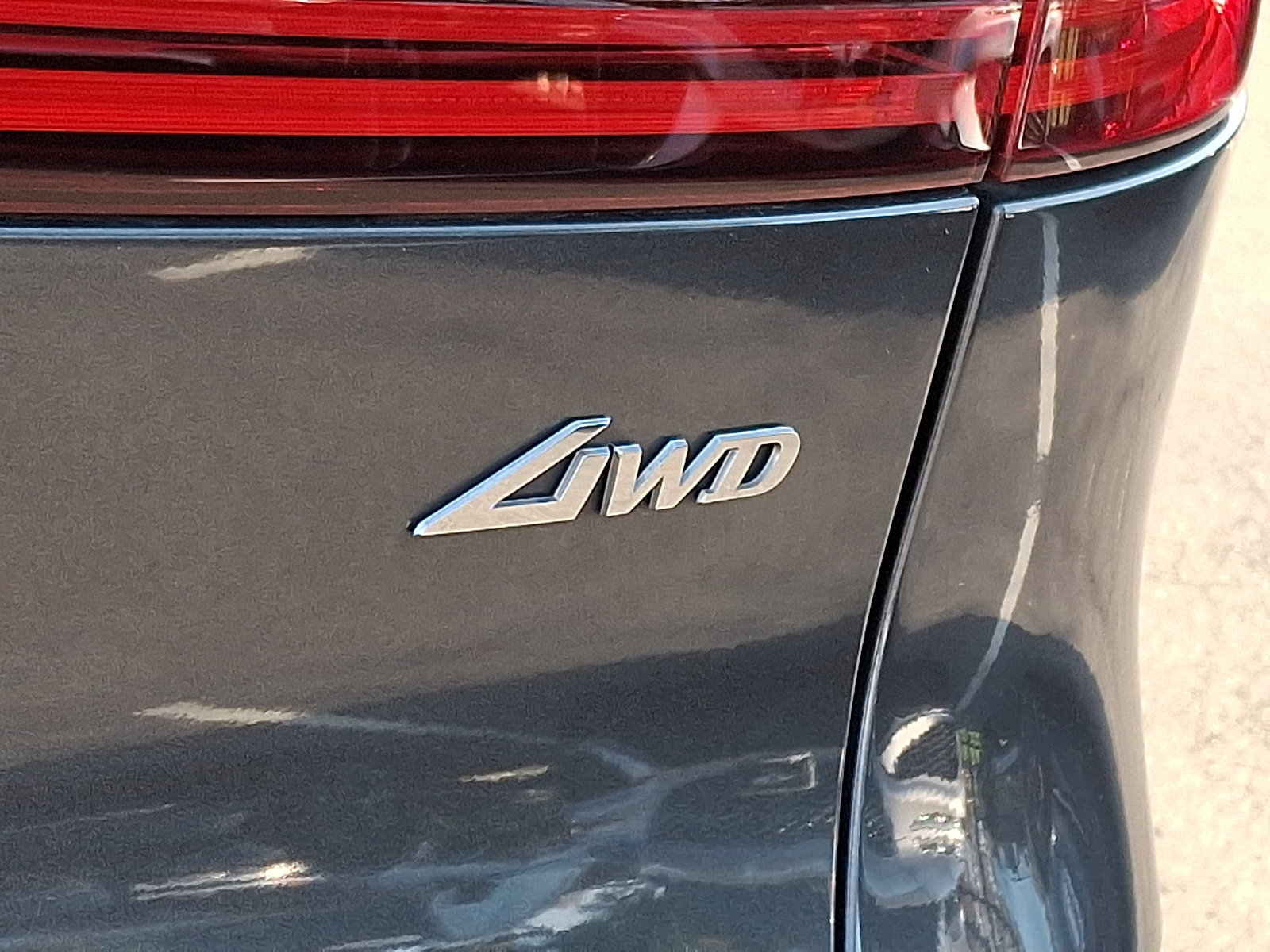 Certified 2022 Genesis GV70 2.5T w/ Advanced Package image 30