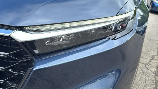 Used 2024 Honda CR-V EX-L image 7