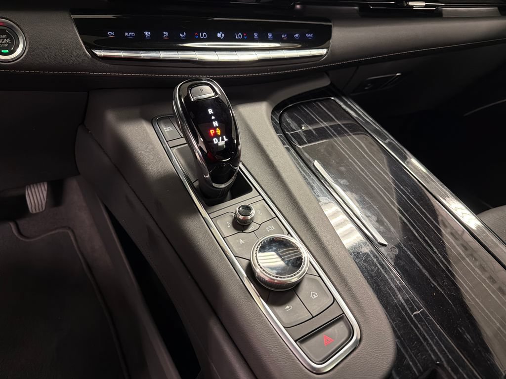 Used 2023 Cadillac Escalade Sport w/ LPO, ONYX Package AWD/4WD image 42