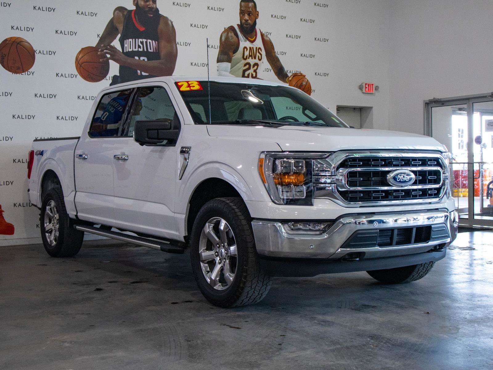 Used 2023 Ford F150 XLT w/ Equipment Group 302A High image 18