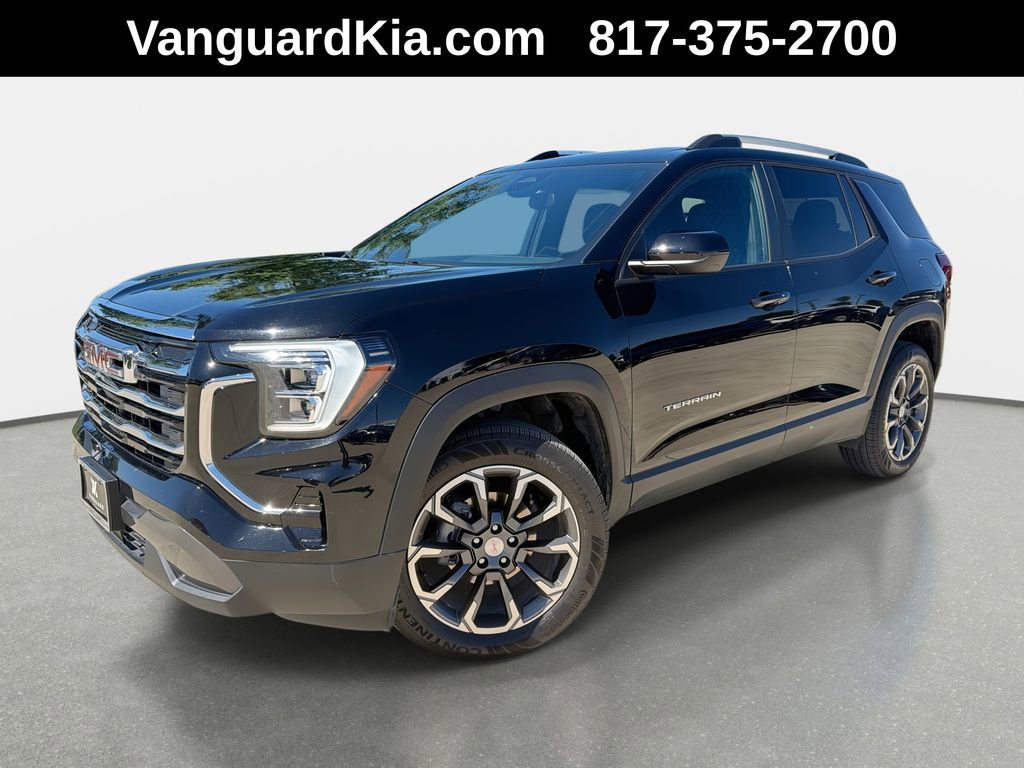 Used 2025 GMC Terrain Elevation w/ Elevation Premium Package