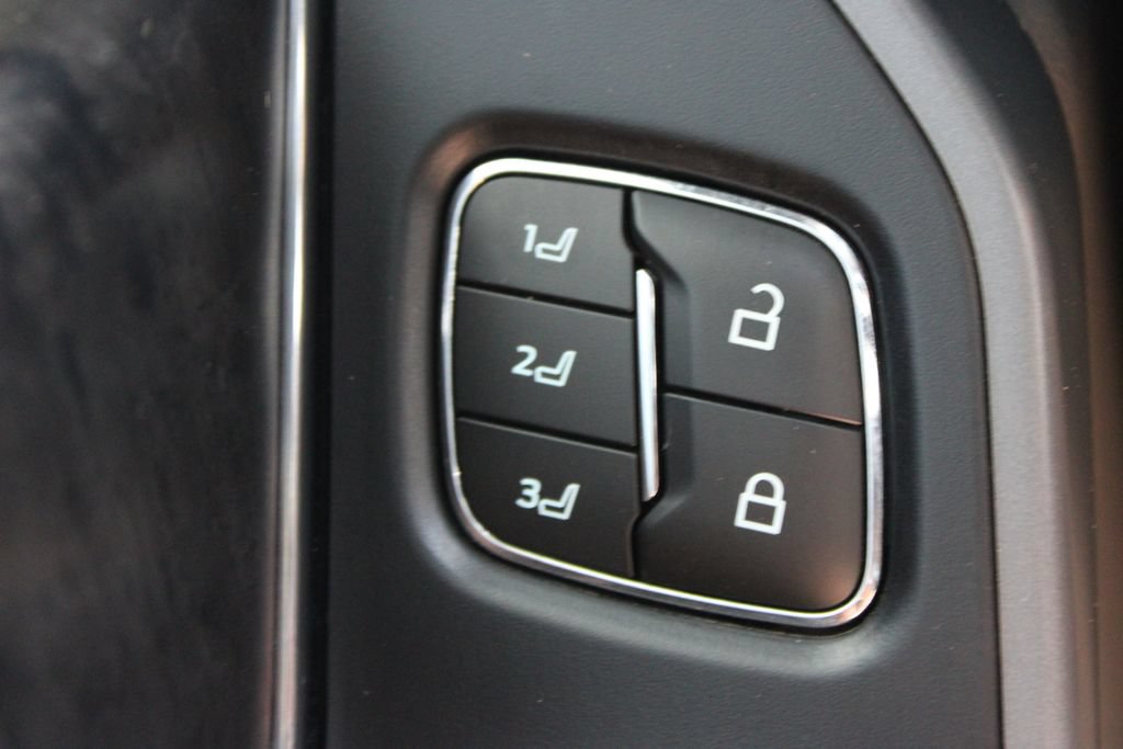 Used 2023 Ford F150 Lariat AWD/4WD image 47