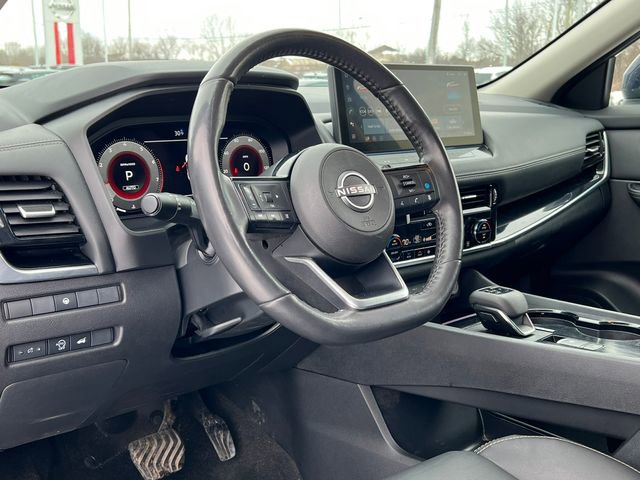 Used 2024 Nissan Rogue SL w/ SL Premium Package image 17