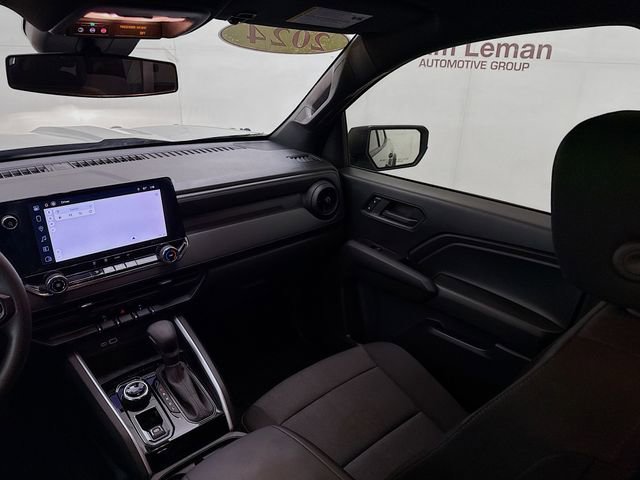 Used 2024 Chevrolet Colorado Trail Boss w/ Advanced Trailering Package image 25