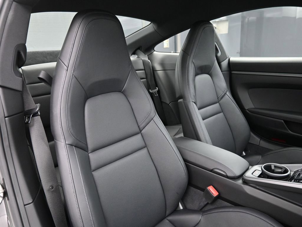 Certified 2024 Porsche 911 Carrera RWD image 29