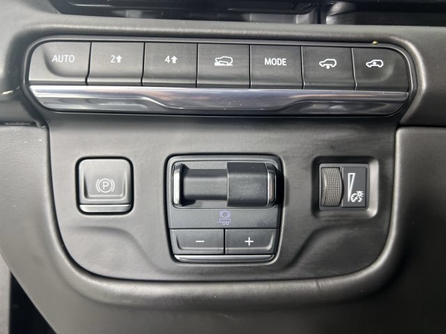 Certified 2021 Cadillac Escalade Premium Luxury Platinum AWD/4WD image 18