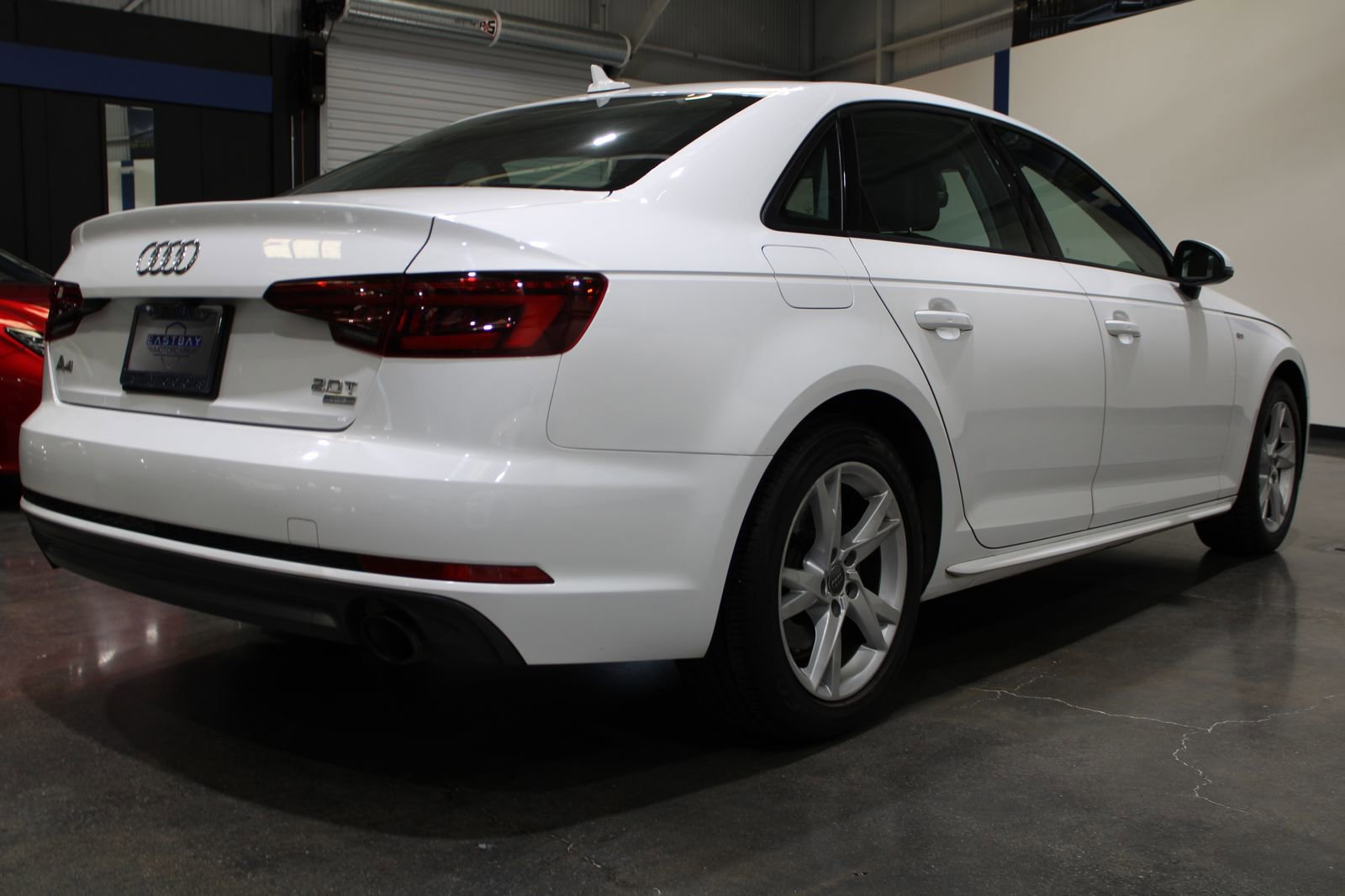 Used 2018 Audi A4 2.0T Ultra Premium w/ Convenience Package image 9