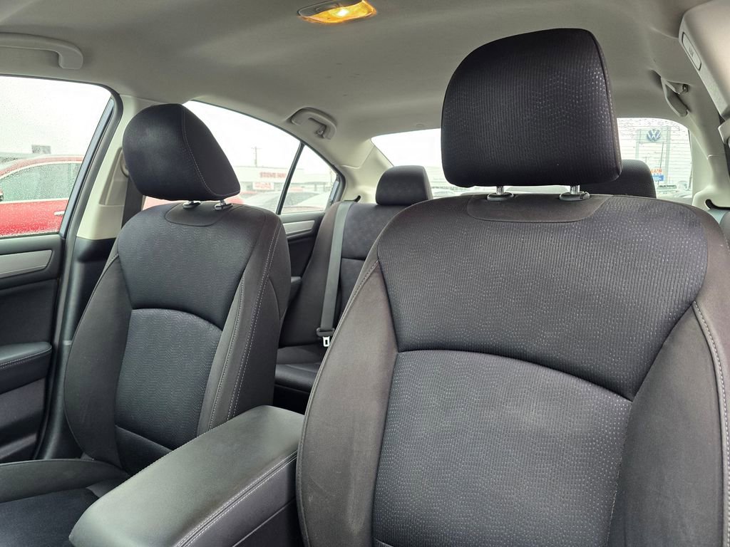 Used 2015 Subaru Legacy 2.5i Premium AWD/4WD image 23