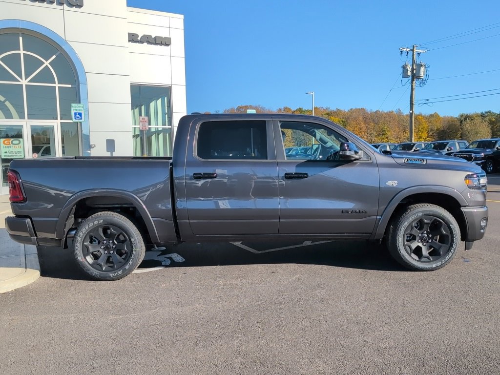 New 2026 RAM 1500 4x4 Crew Cab image 8