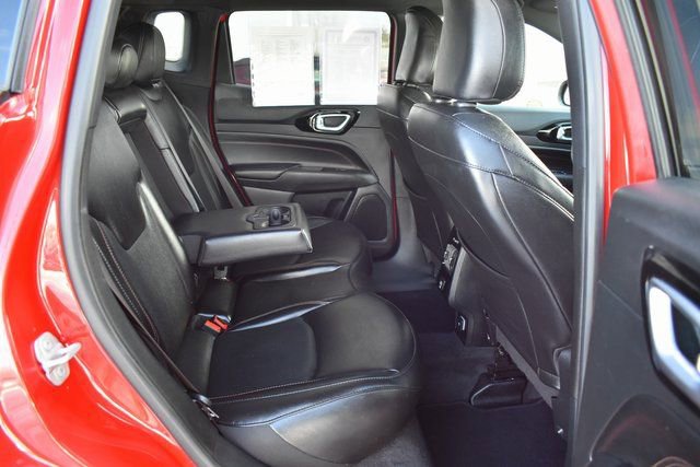 Used 2023 Jeep Compass Limited image 38