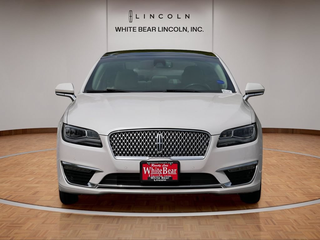 Used 2019 Lincoln MKZ Reserve w/ Luxury Package FWD image 2