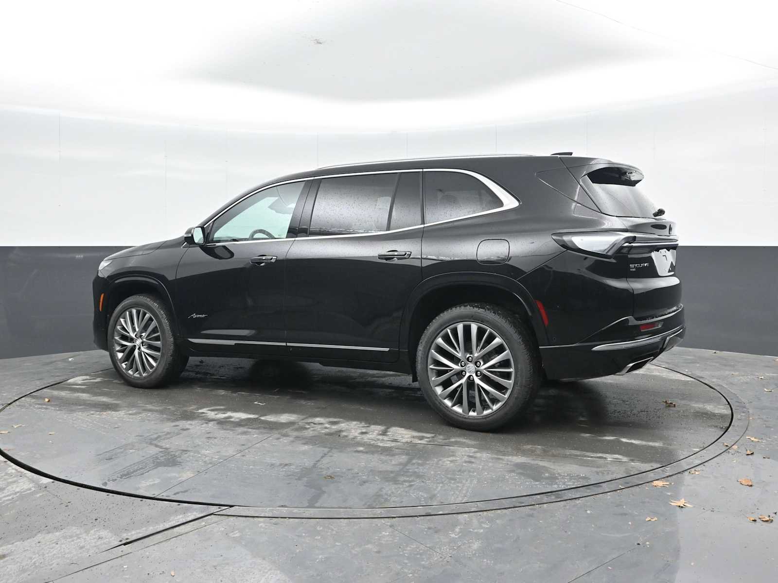 New 2026 Buick Enclave Avenir w/ Super Cruise Package image 2