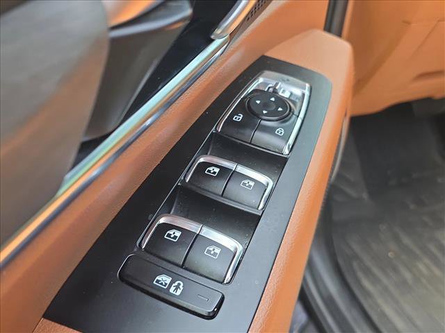 Used 2025 Kia Telluride EX X-Line AWD/4WD image 8