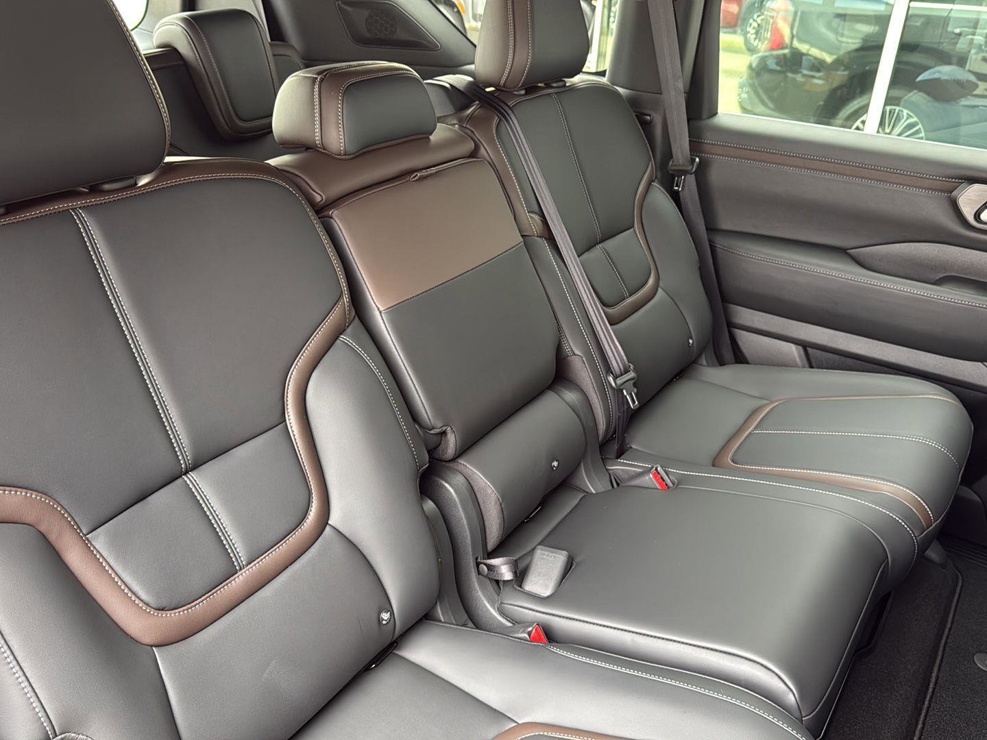 New 2026 Nissan Armada SL w/ Convenience Package image 43