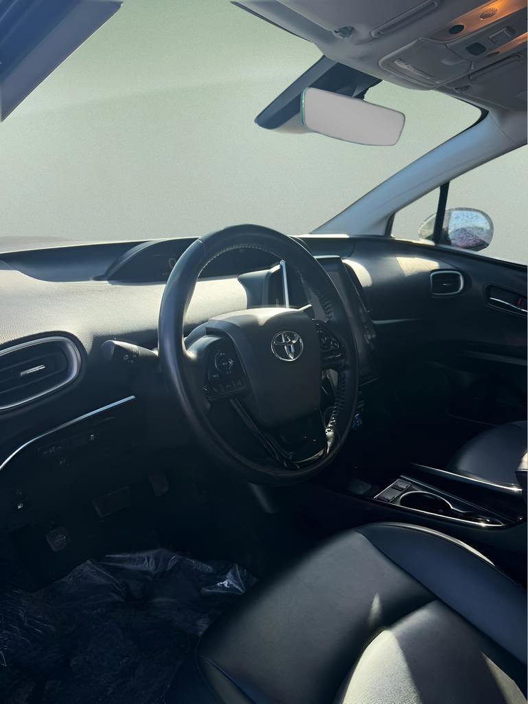 Used 2021 Toyota Prius Prime XLE FWD image 9
