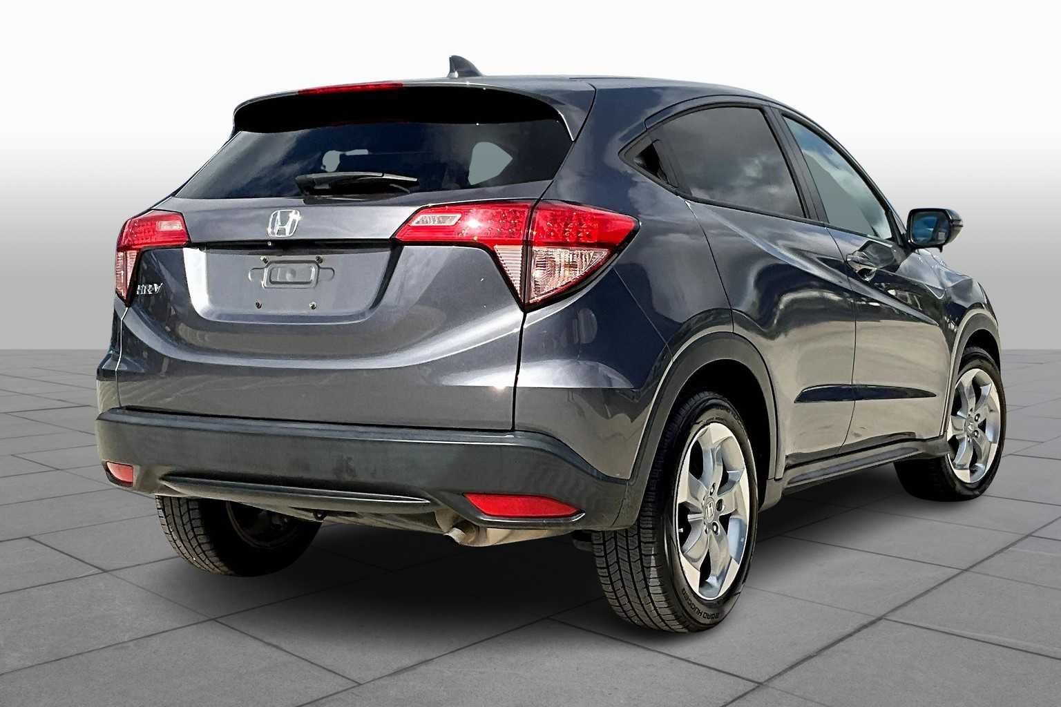 Used 2017 Honda HR-V EX image 13