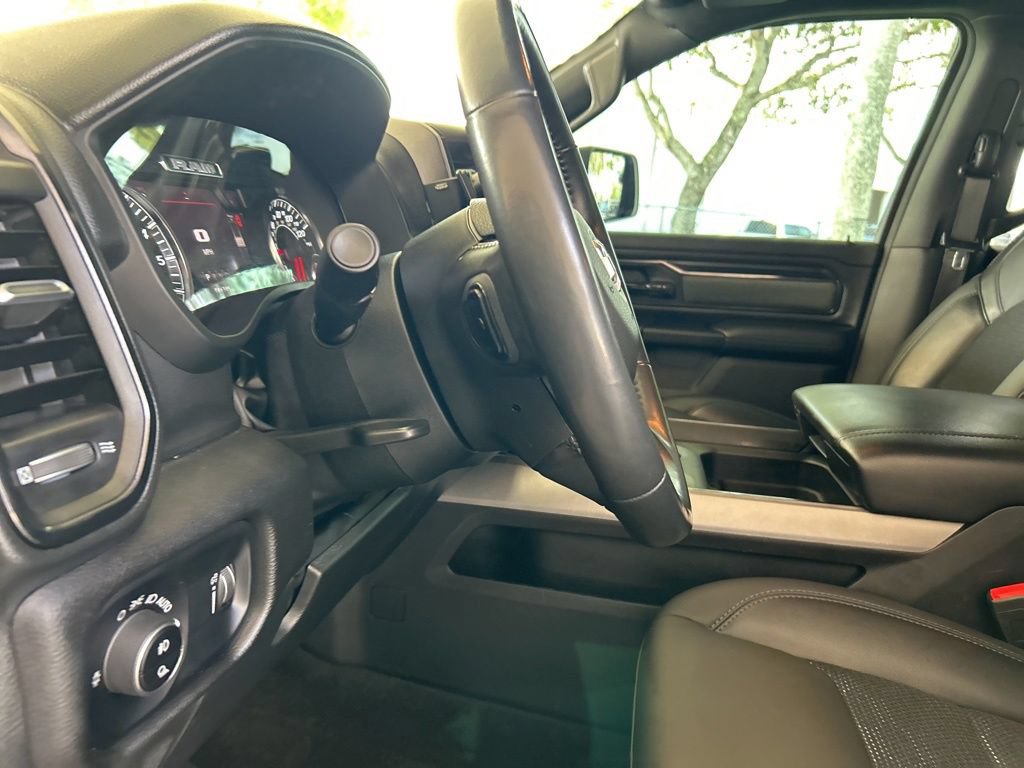 Used 2023 RAM 1500 Big Horn AWD/4WD image 40