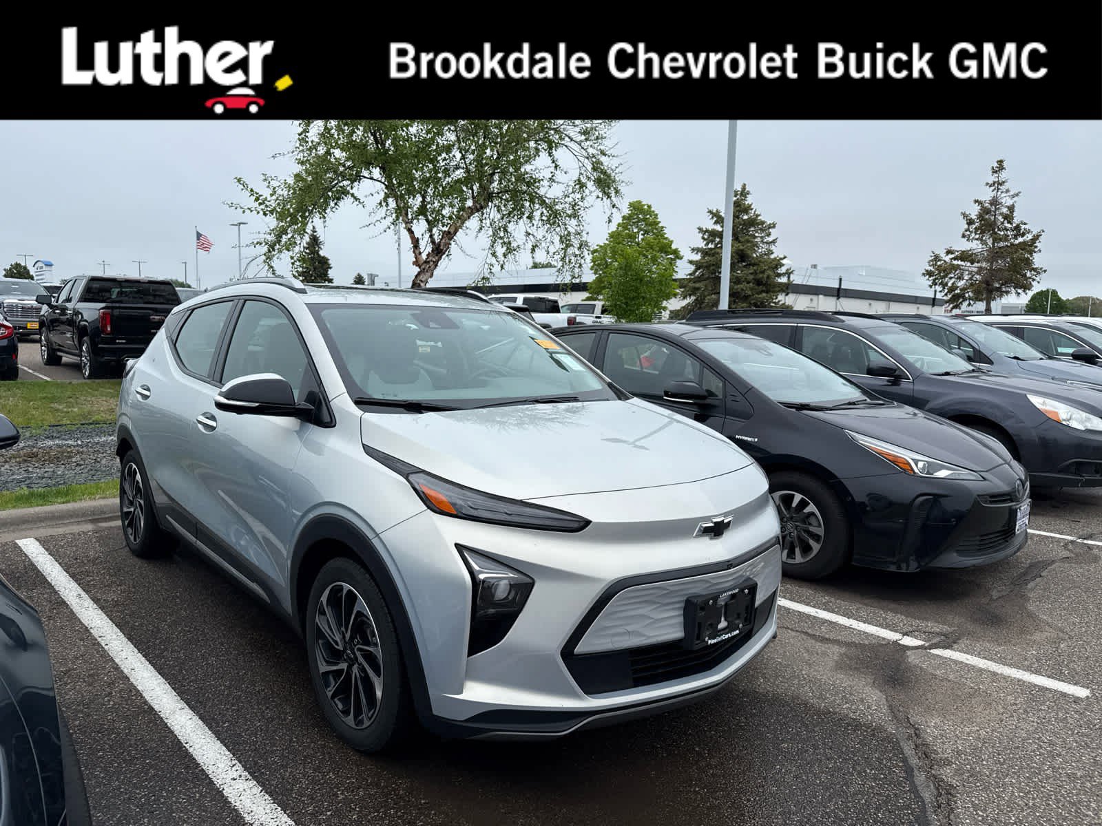 Used 2023 Chevrolet Bolt EUV Premier w/ Sun & Sound Package FWD video 1